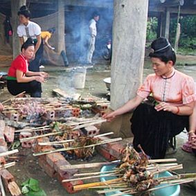 ខេត្ត Dien Bien អភិវឌ្ឃន៍ទេសចរណ៍សហគមន៍ - ảnh 2